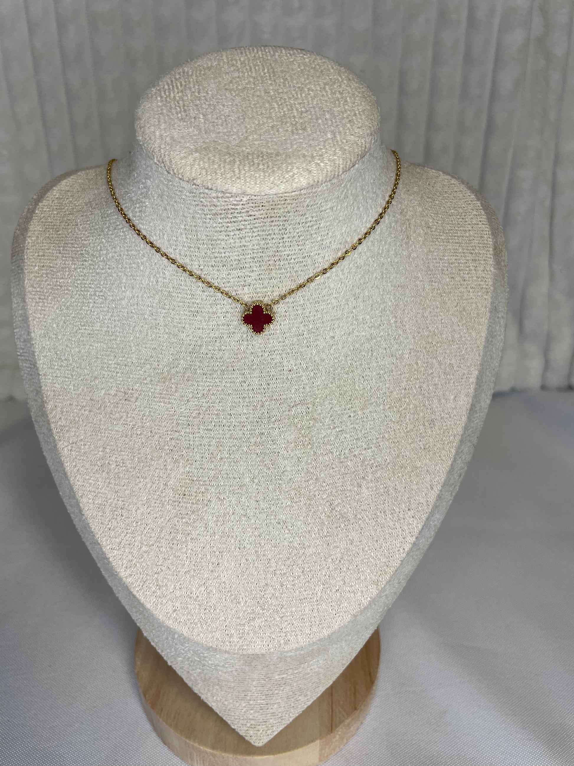 Collier Mini Van Bordeaux