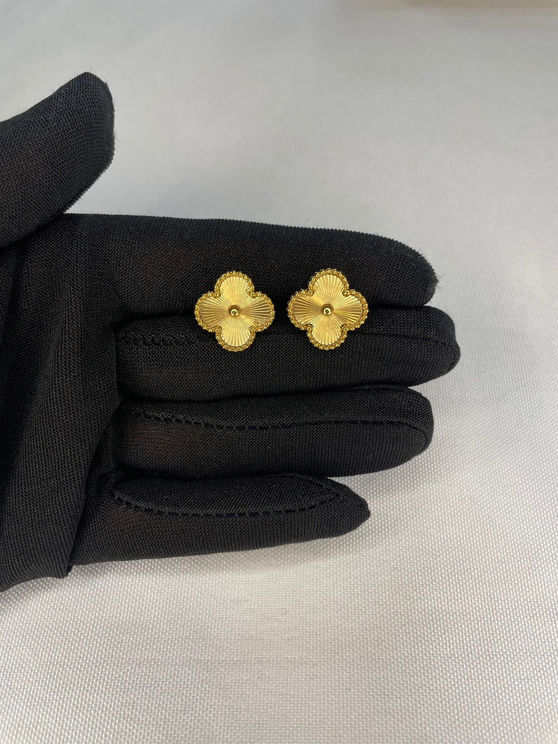 Boucle d'oreille Van Or